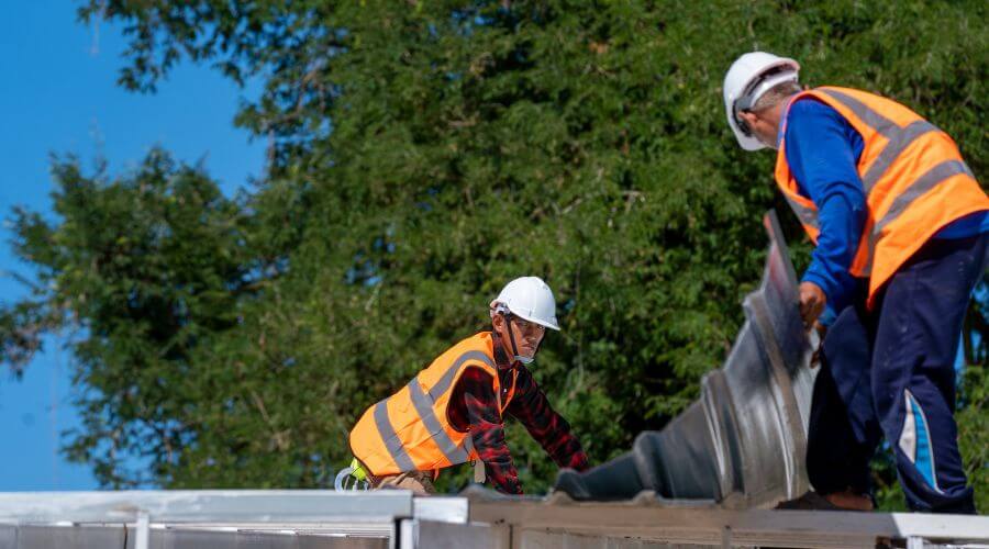 Expert Emergency Roof Repairs services in Talihina, OK